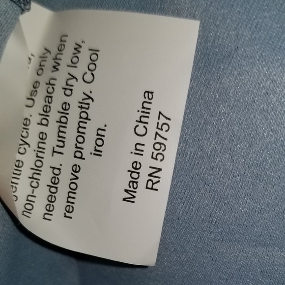 Beautiful blue faux Linen 84" curtains panels x 2 - Picture 5 of 8